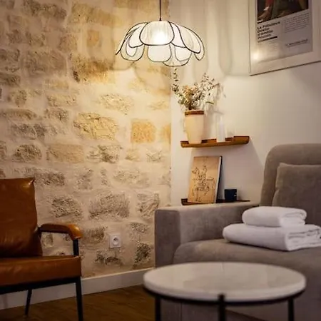 Lovely Flat-4 Pers-sacre Coeur-montmartre アパート パリ