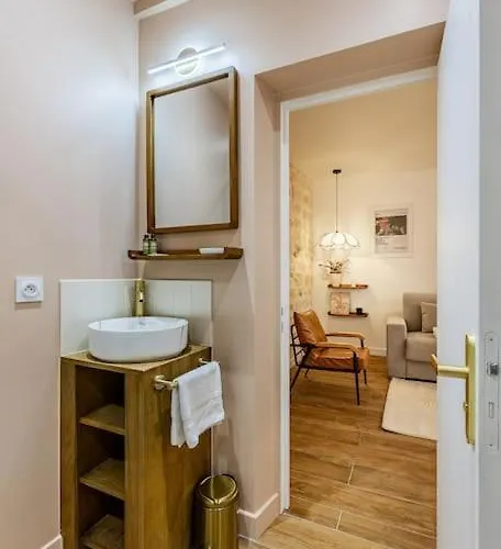 Lovely Flat-4 Pers-sacre Coeur-montmartre *
